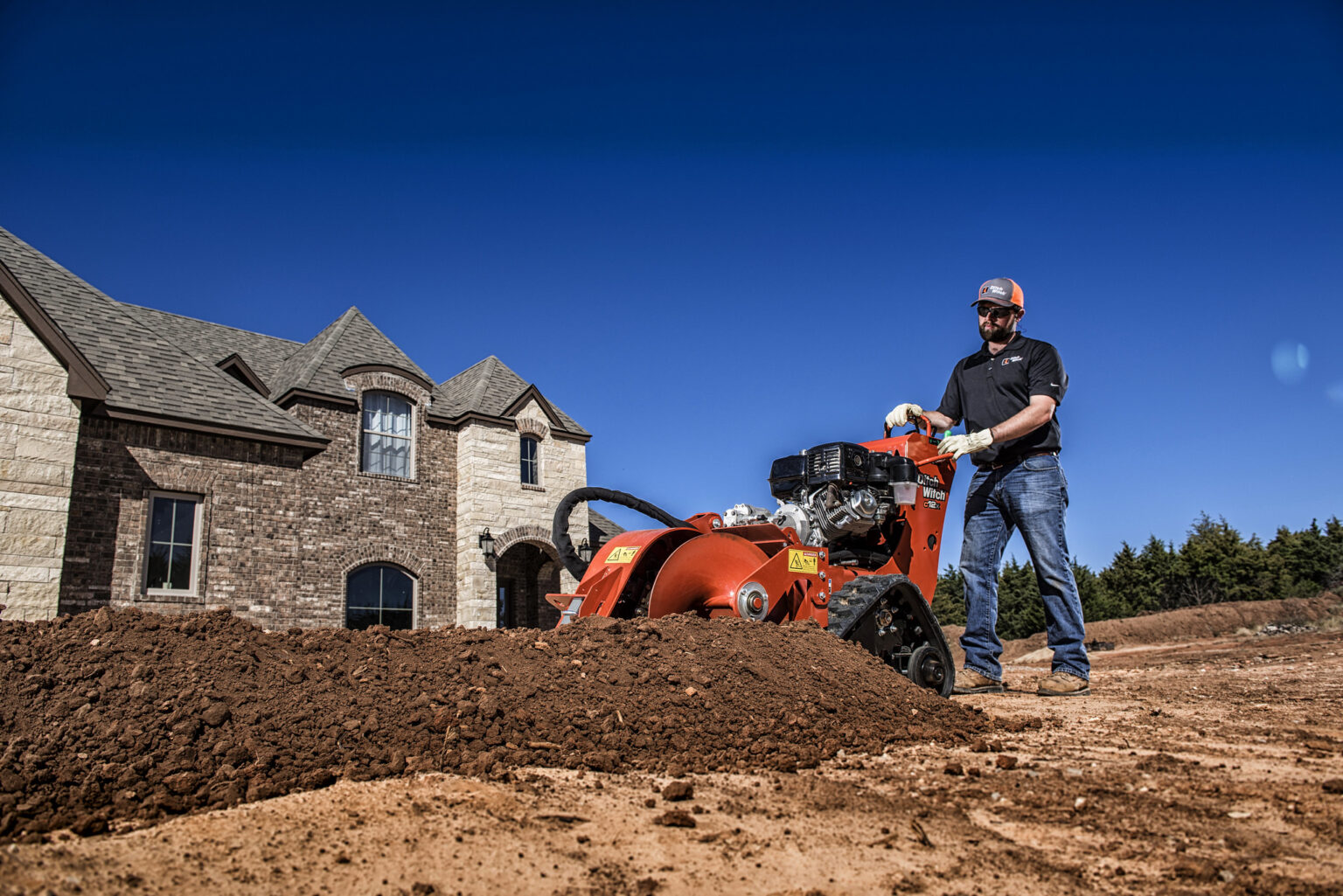 New Ditch Witch® Certified Training Modules Available for StandOn Skid