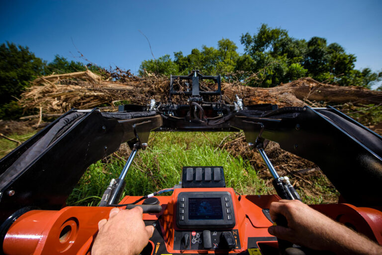 Service Tips: Stand-on Compact Track Loader Maintenance