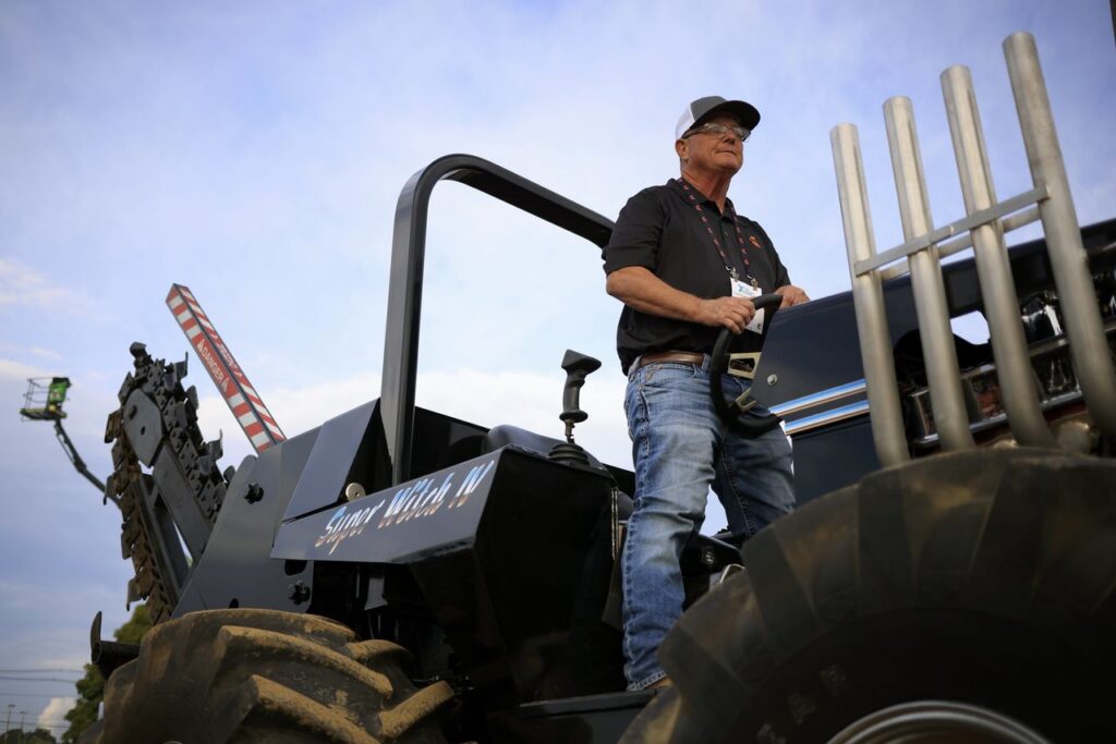 The World’s Coolest Ditch-Digging Job Is Up For Grabs | Ditch Witch ...
