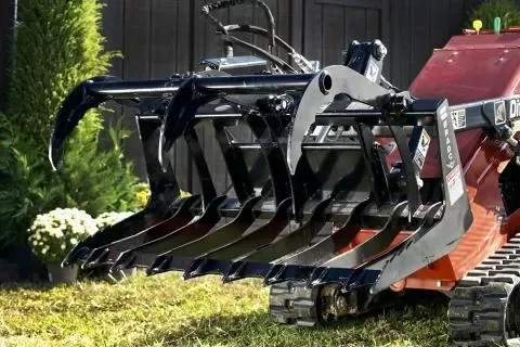 Brush Grapple